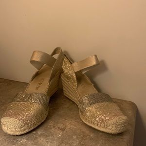 AnnKlein wedges